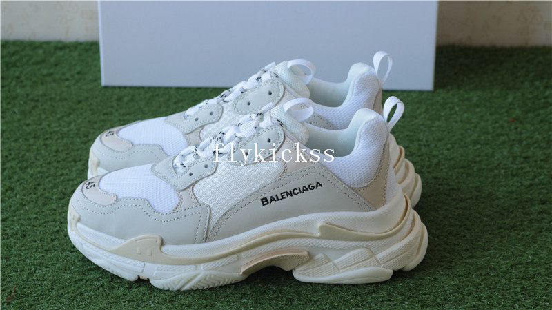 Balenciaga 2017 Fall Winter Triple-S Sneakers Cream